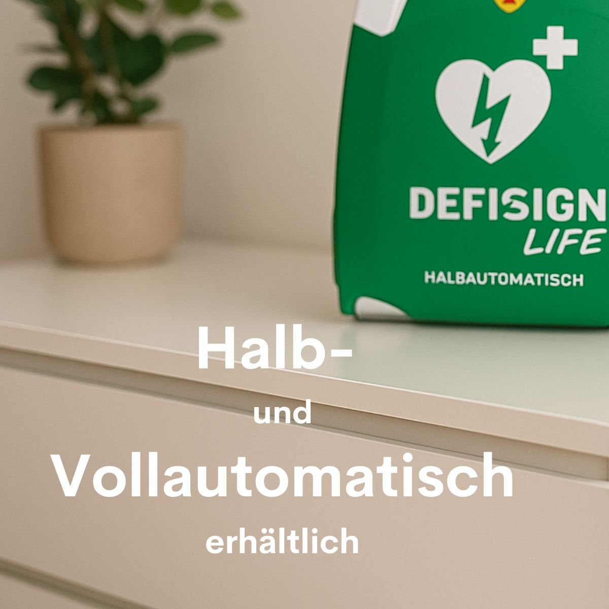 Verschiedene AED-Defibrillator Modelle - voll- und halbautomatische Geräte